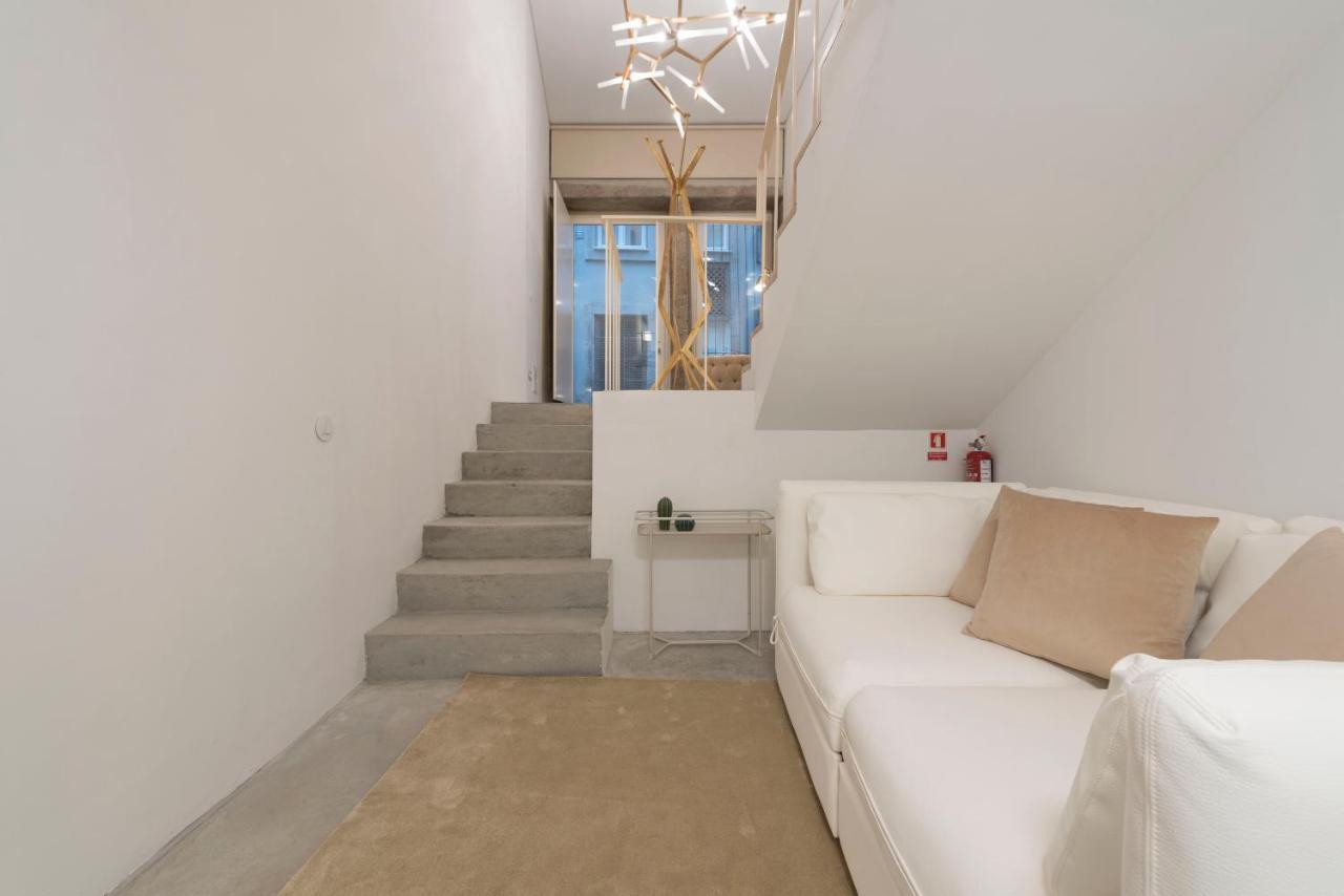 LovelyStay - Hidden&Quiet Duplex next to São Bento Station Porto Buitenkant foto