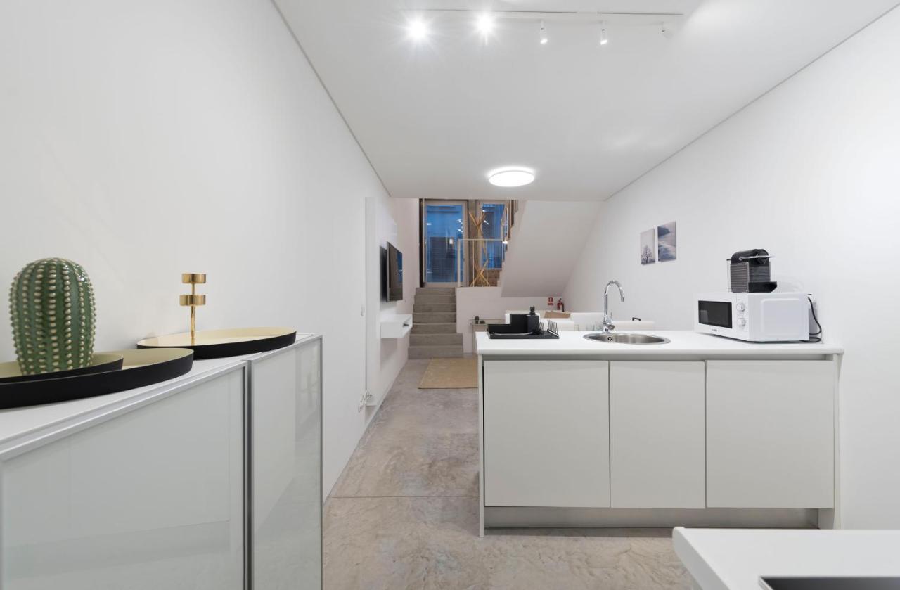LovelyStay - Hidden&Quiet Duplex next to São Bento Station Porto Buitenkant foto