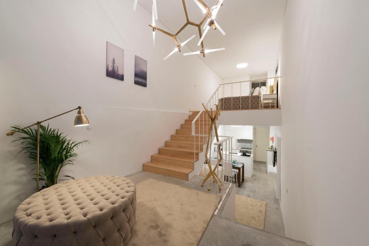 LovelyStay - Hidden&Quiet Duplex next to São Bento Station Porto Buitenkant foto