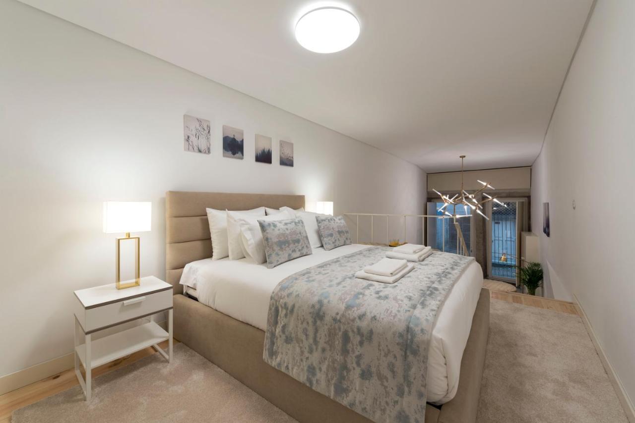 LovelyStay - Hidden&Quiet Duplex next to São Bento Station Porto Buitenkant foto